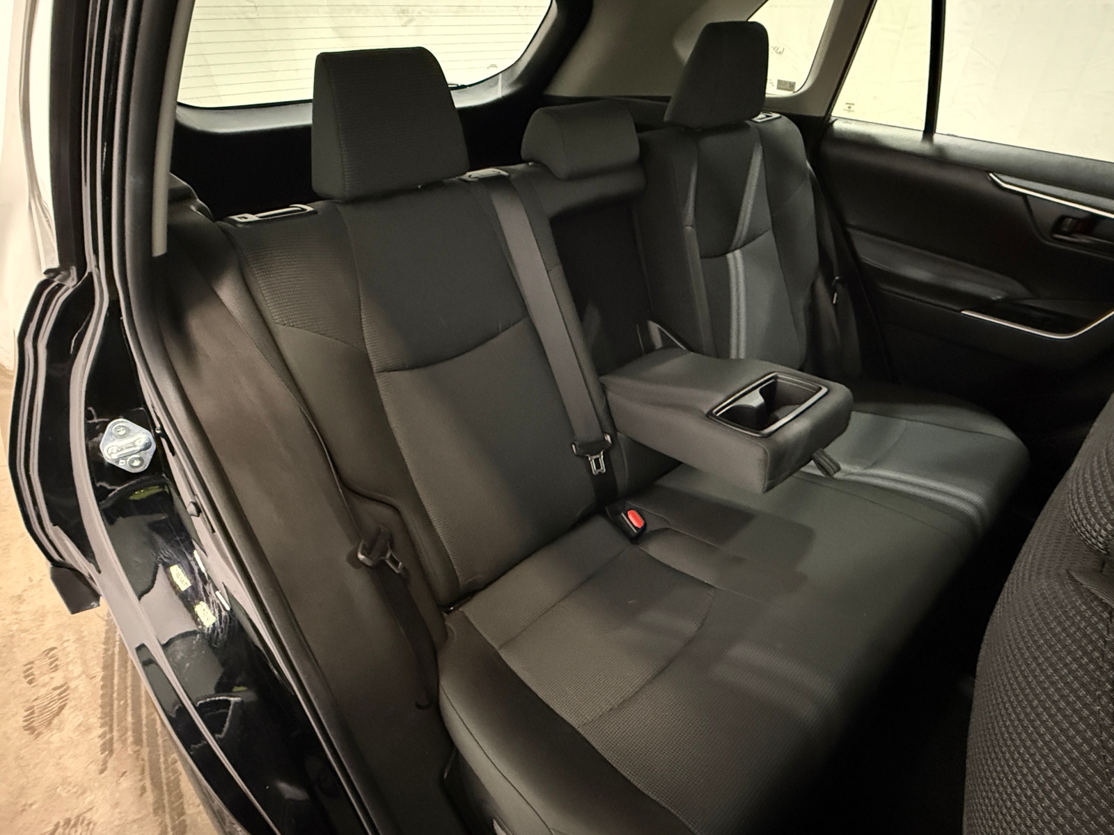 Thumbnail: 2025 Toyota RAV4 - 6