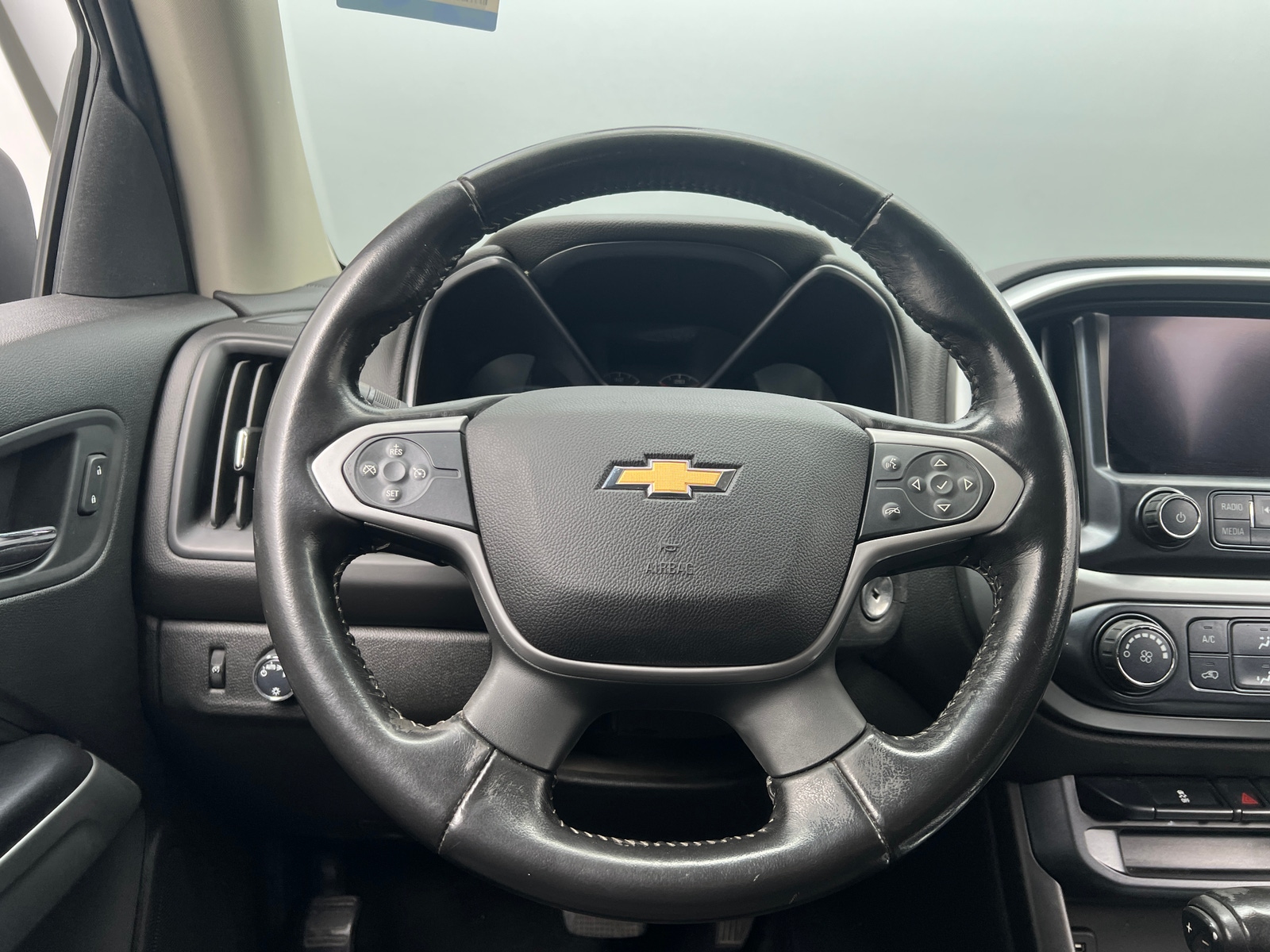 Thumbnail: 2017 Chevrolet Colorado - 5