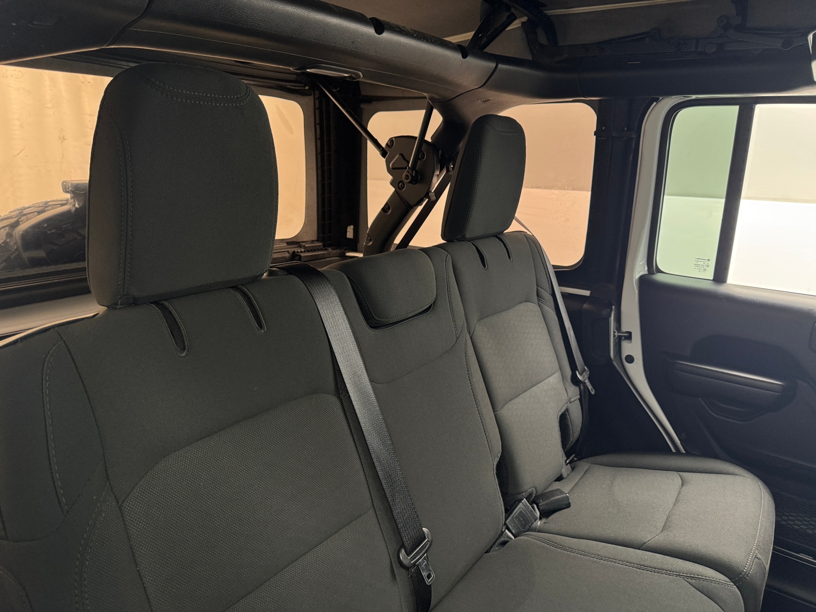 Thumbnail: 2021 Jeep Wrangler - 6