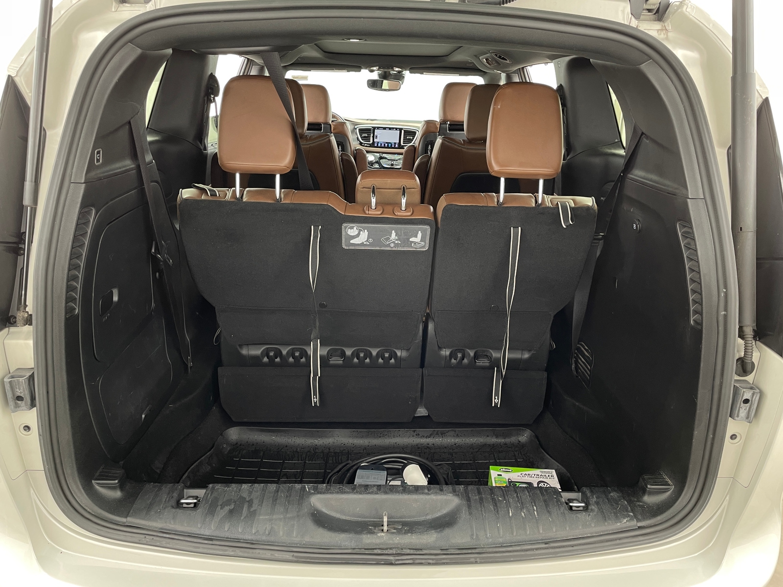 Thumbnail: 2020 Chrysler Pacifica - 6