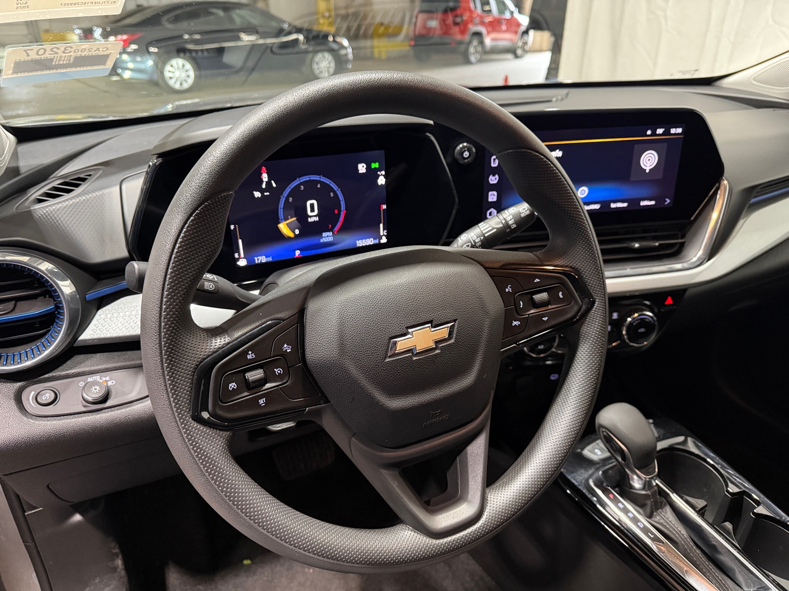 Thumbnail: 2025 Chevrolet Trax - 5