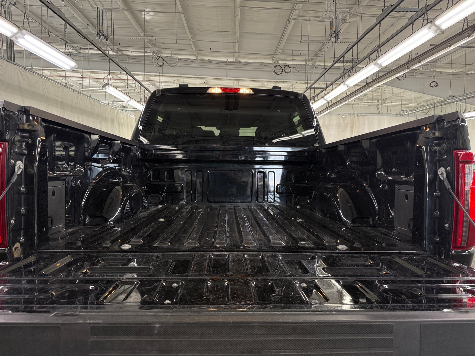 Thumbnail: 2025 Ford Econoline - 7