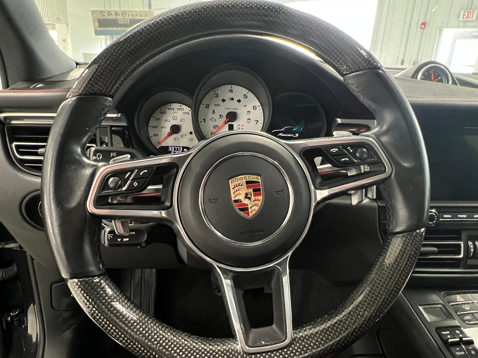 Thumbnail: 2019 Porsche Macan - 4