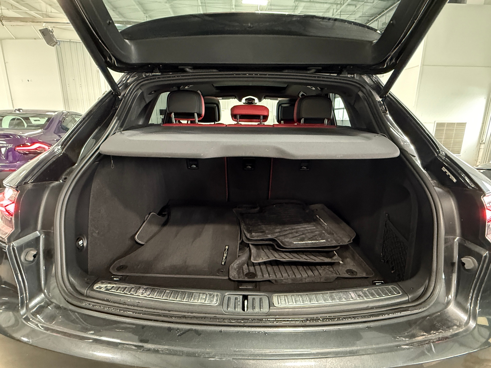 Thumbnail: 2019 Porsche Macan - 6