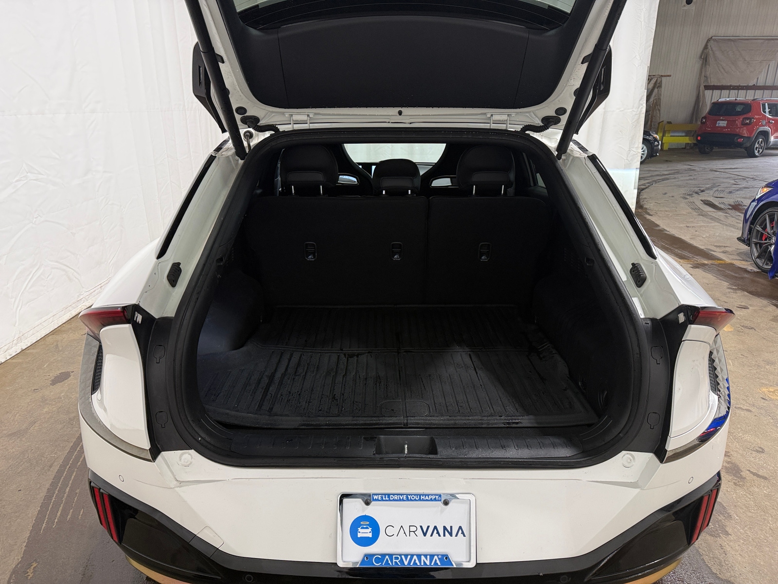 Thumbnail: 2023 Kia EV6 - 7