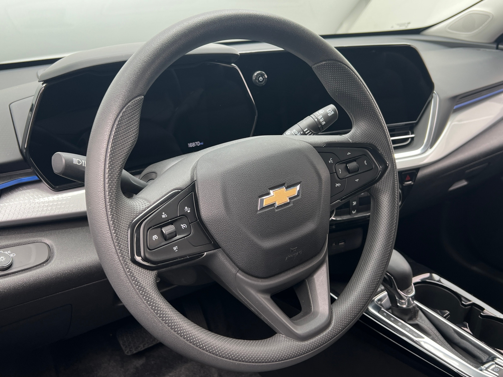 Thumbnail: 2025 Chevrolet Trax - 5