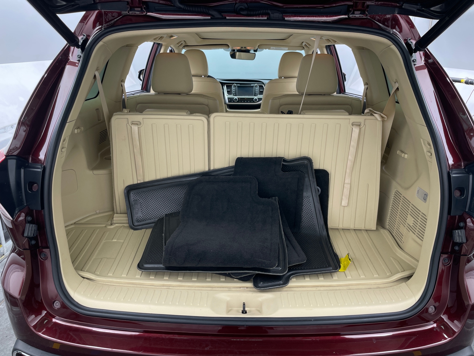 Thumbnail: 2019 Toyota Highlander - 6