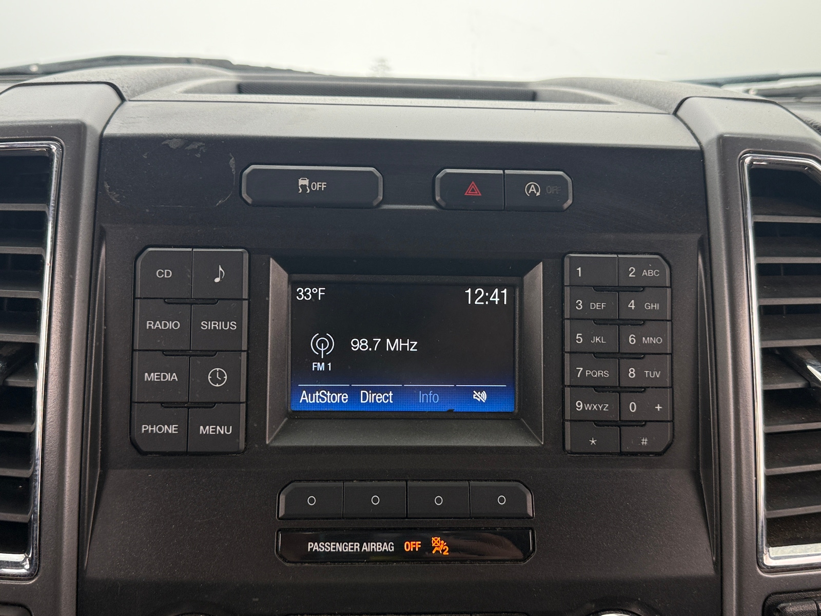 Thumbnail: 2016 Ford Econoline - 4