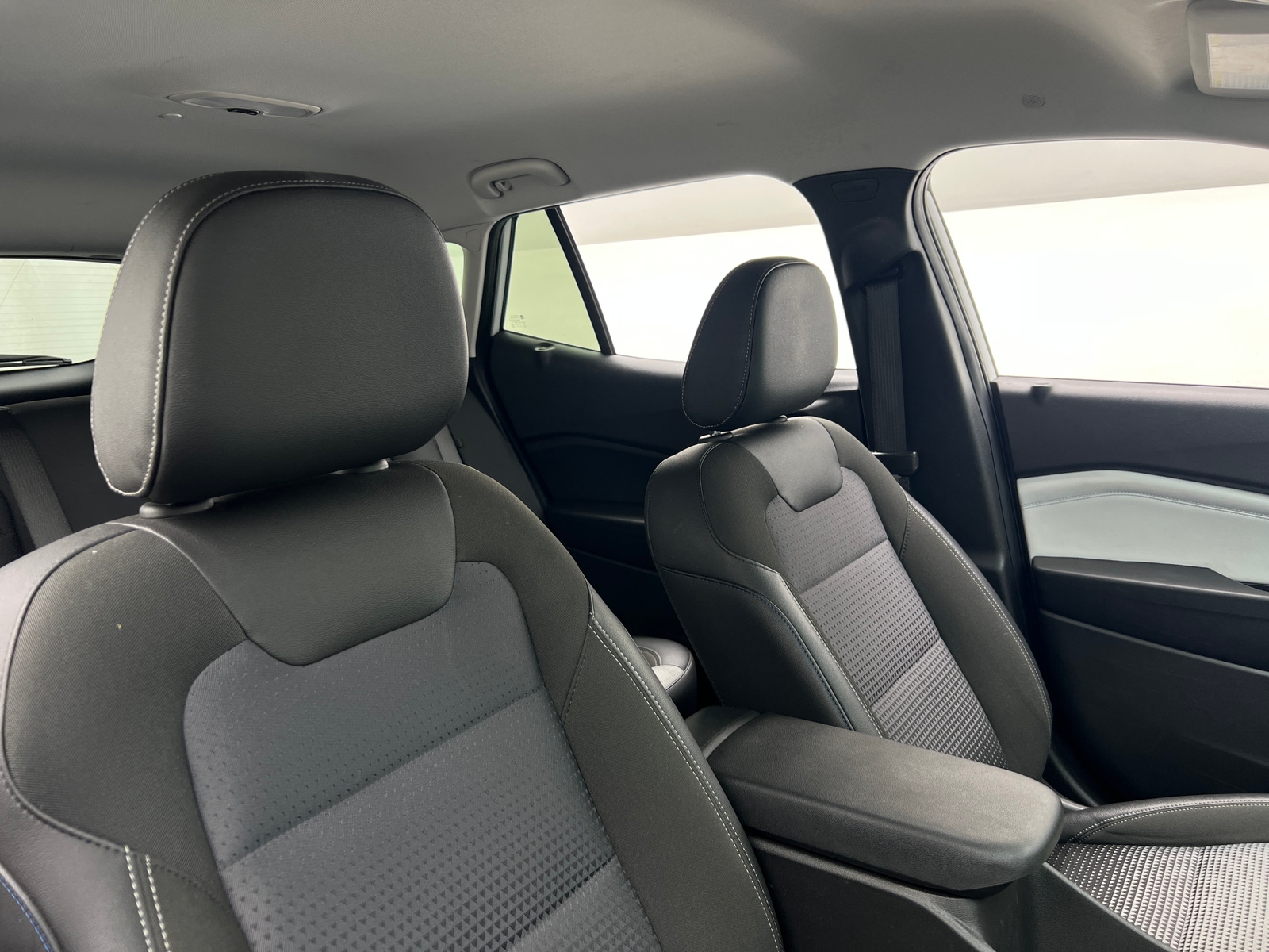 Thumbnail: 2025 Chevrolet Trax - 2