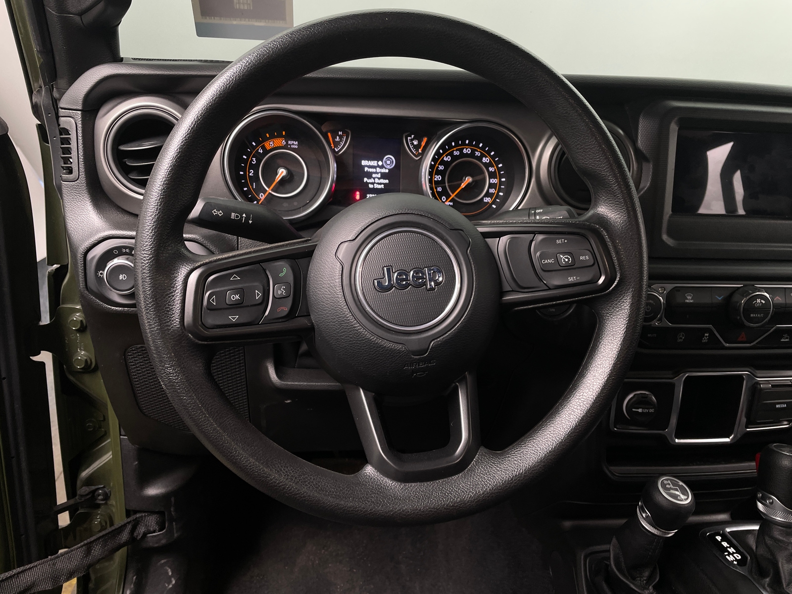 Thumbnail: 2022 Jeep Wrangler - 5