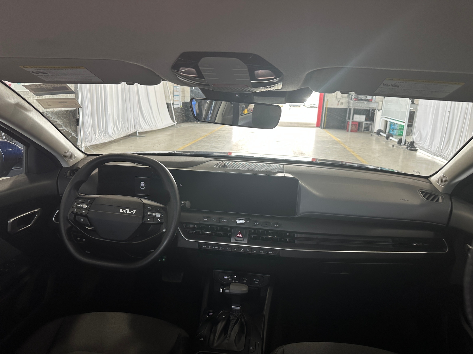 Thumbnail: 2025 Kia K4 - 3