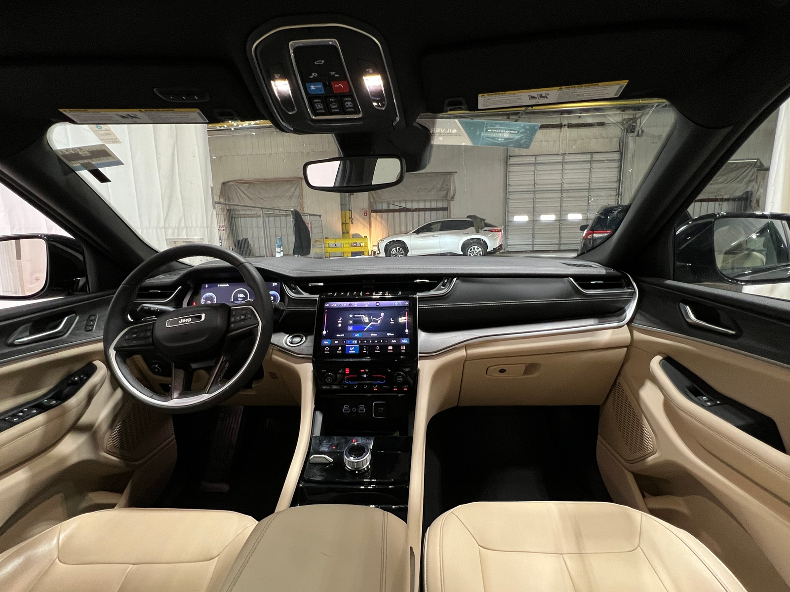 Thumbnail: 2023 Jeep Grand Cherokee - 2