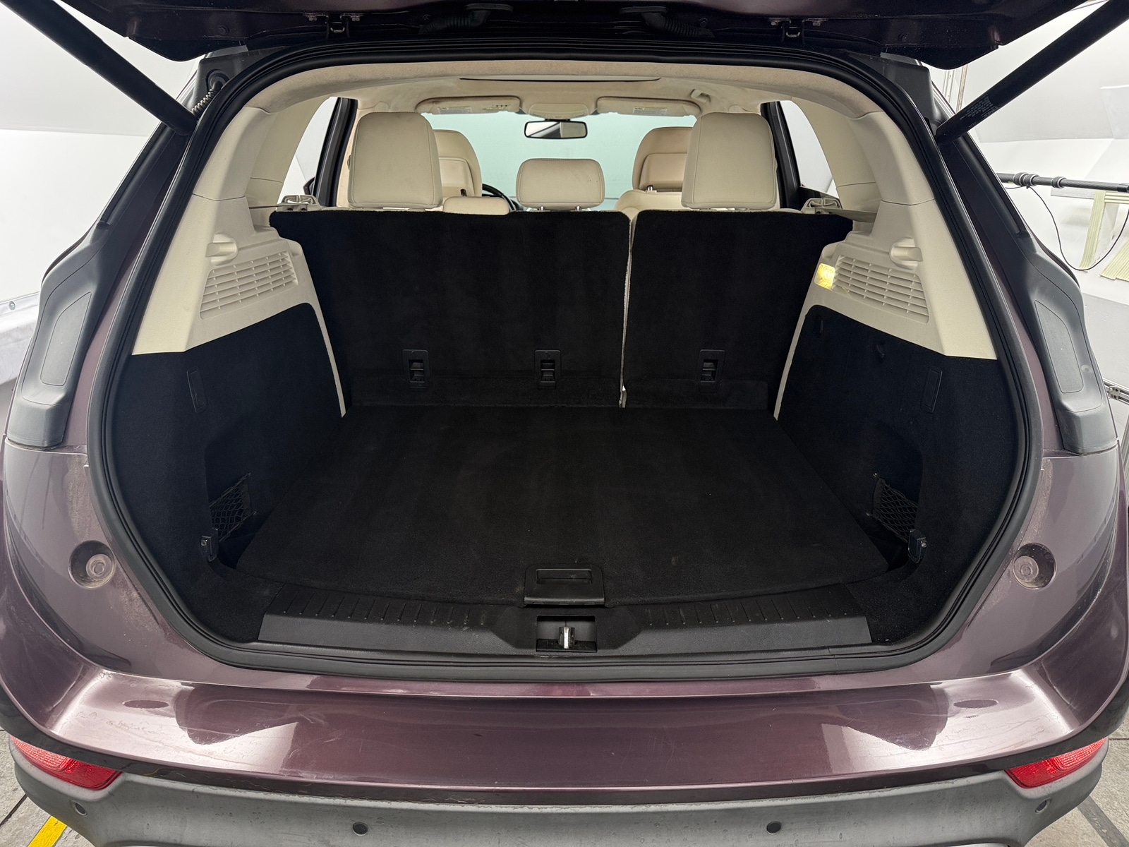 Thumbnail: 2017 Lincoln MKC - 6