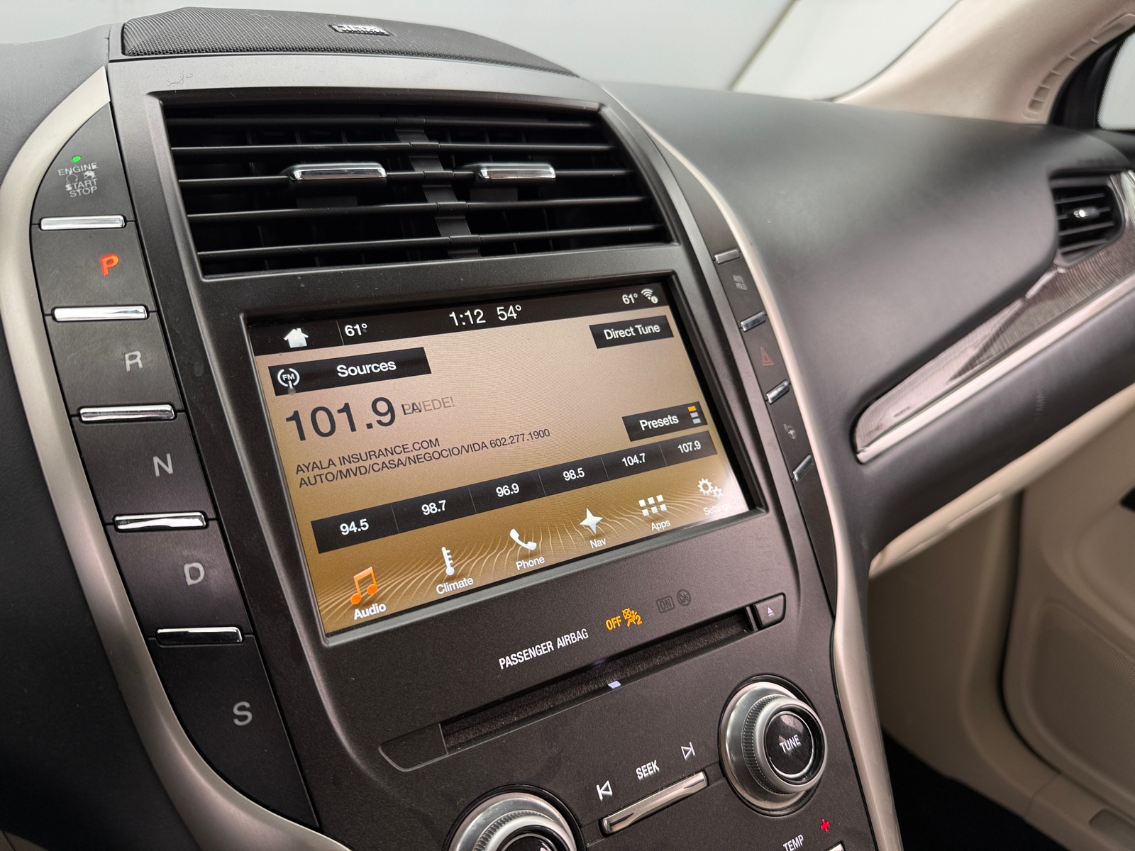 Thumbnail: 2017 Lincoln MKC - 3