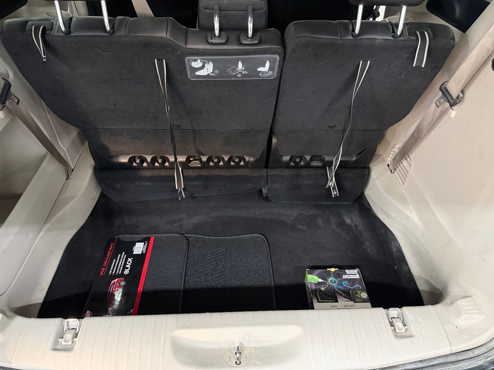 Thumbnail: 2019 Chrysler Pacifica - 6