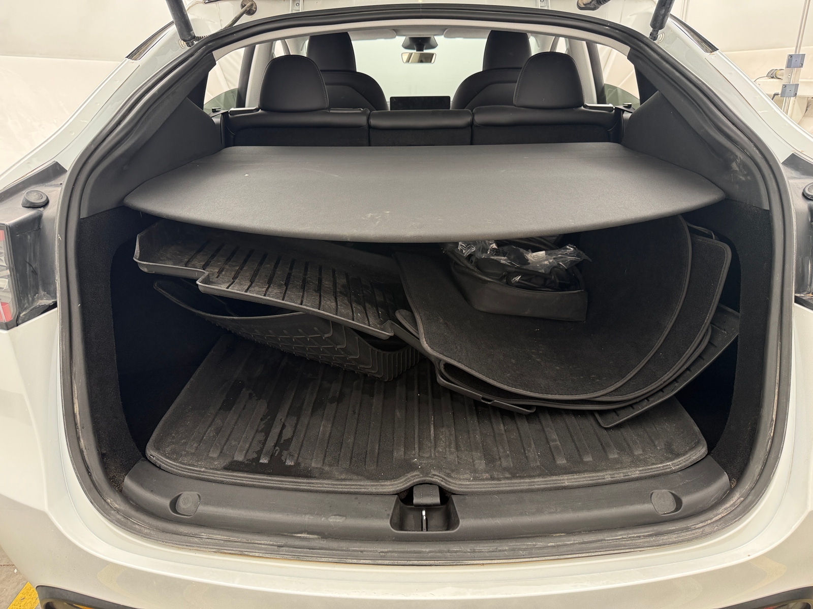 Thumbnail: 2023 Tesla Model Y - 6