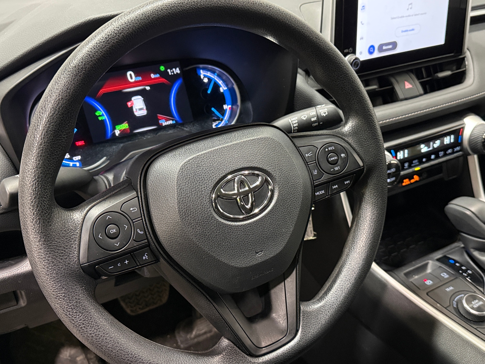 Thumbnail: 2025 Toyota RAV4 - 5