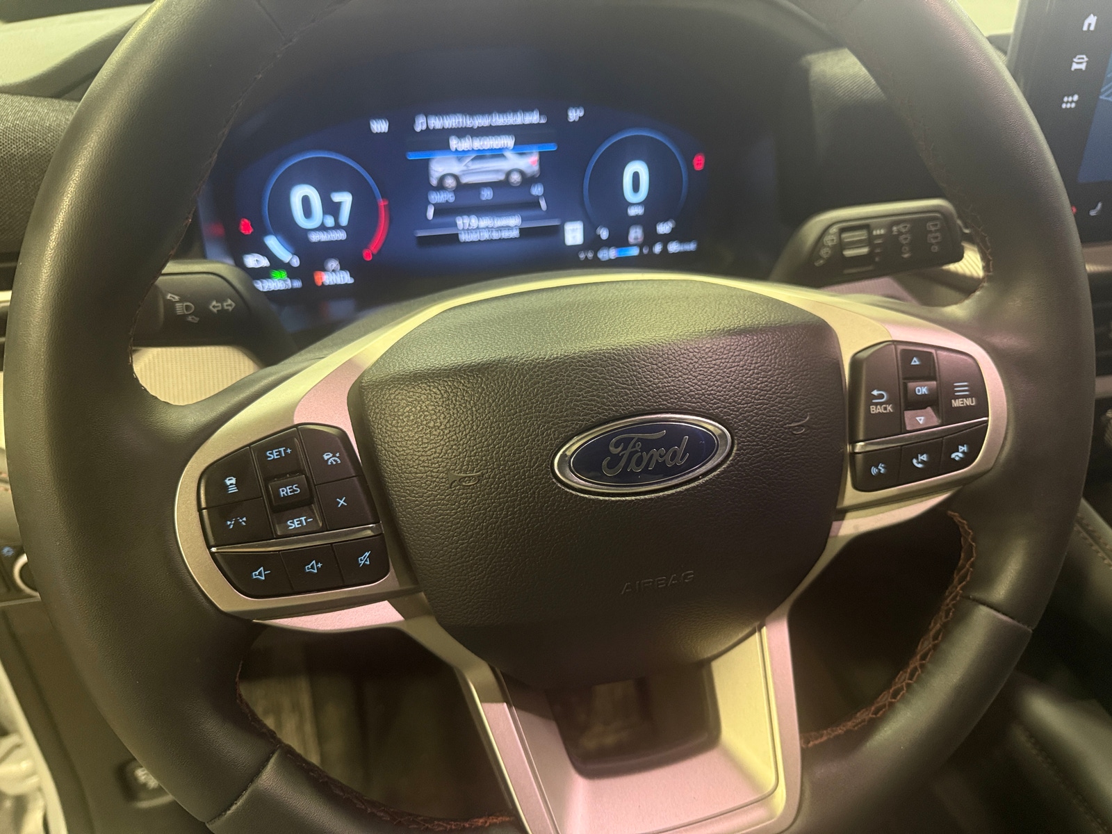 Thumbnail: 2025 Ford Explorer - 5