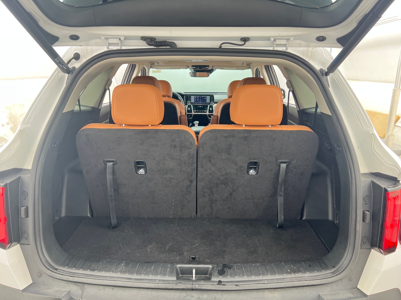 Thumbnail: 2023 Kia Sorento - 6