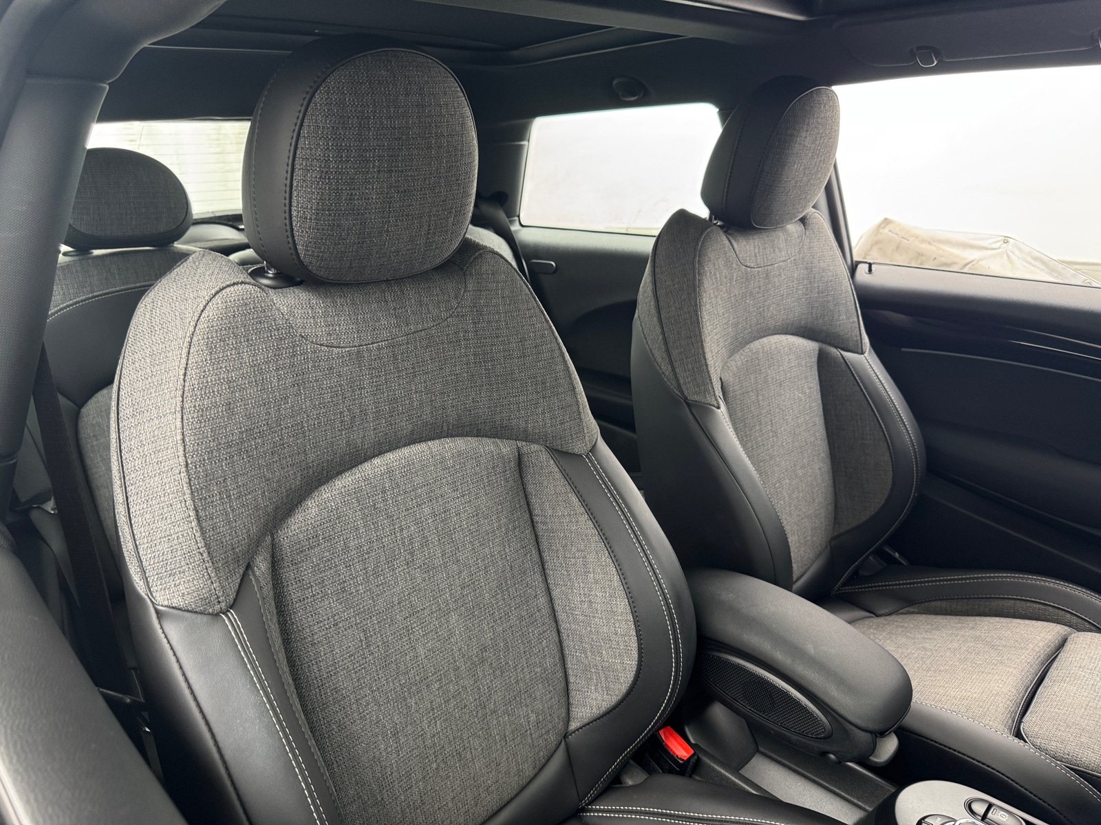 Thumbnail: 2023 MINI Cooper Hardtop - 2