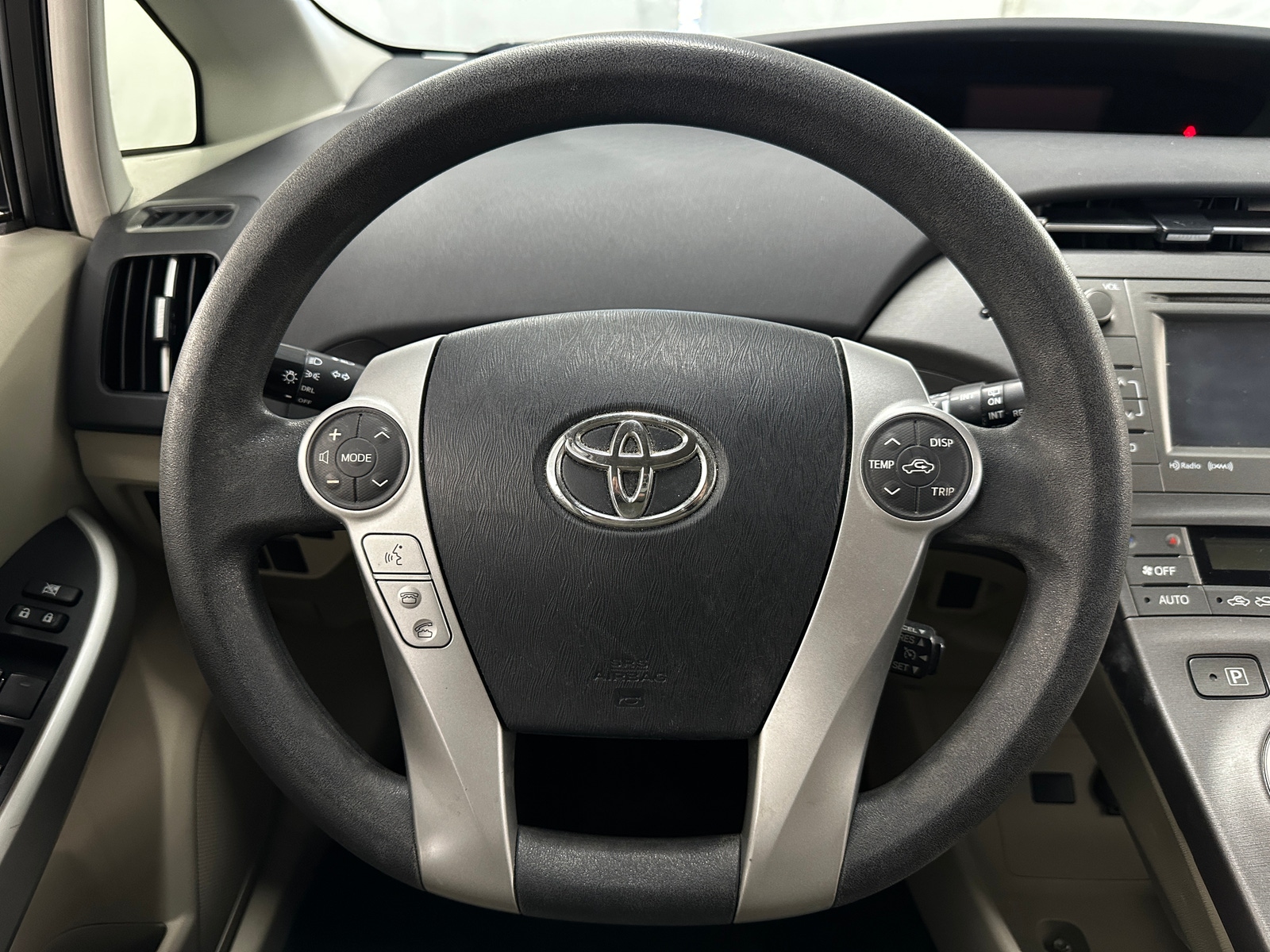 Thumbnail: 2015 Toyota Prius - 5