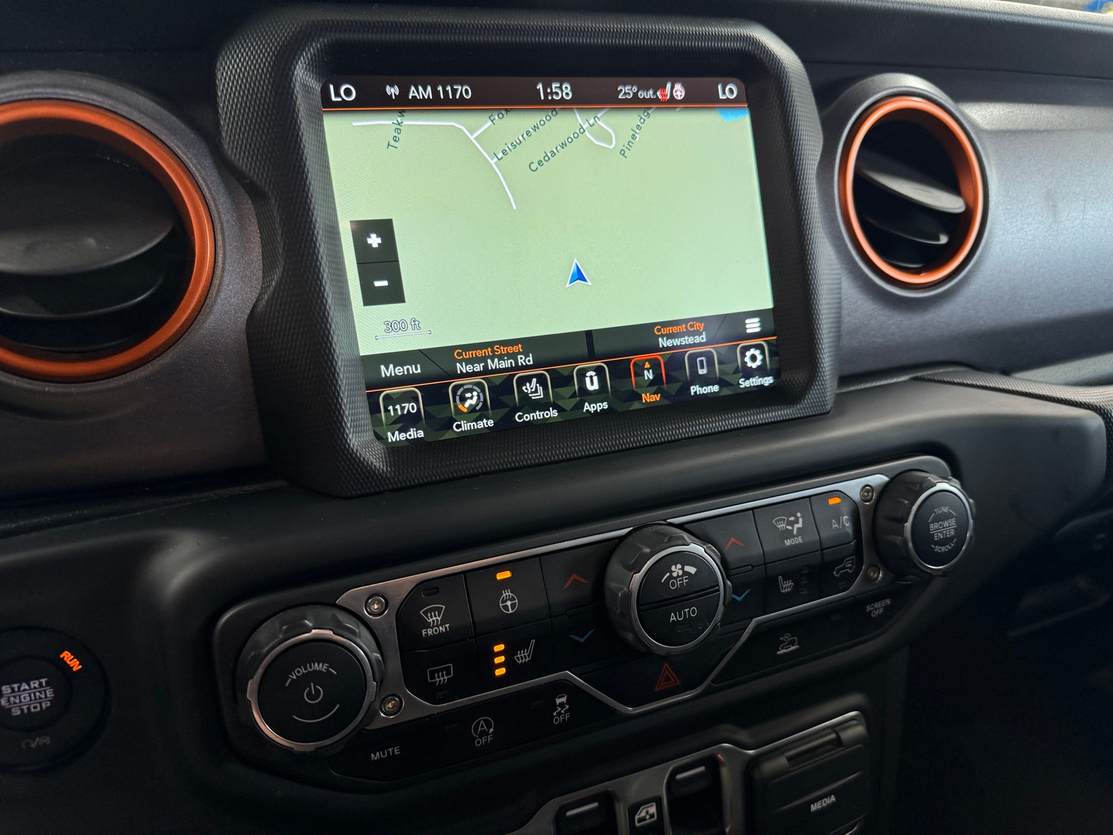 Thumbnail: 2020 Jeep Gladiator - 3