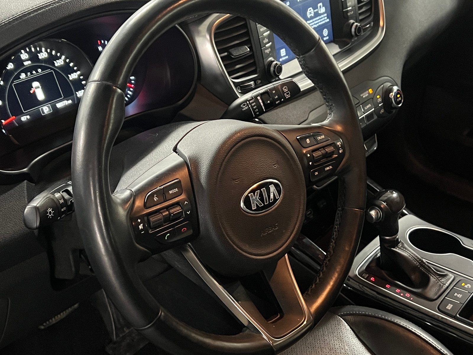 Thumbnail: 2018 Kia Sorento - 4