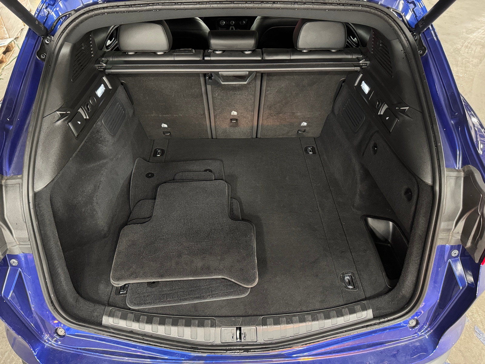 Thumbnail: 2022 Alfa Romeo Stelvio - 6