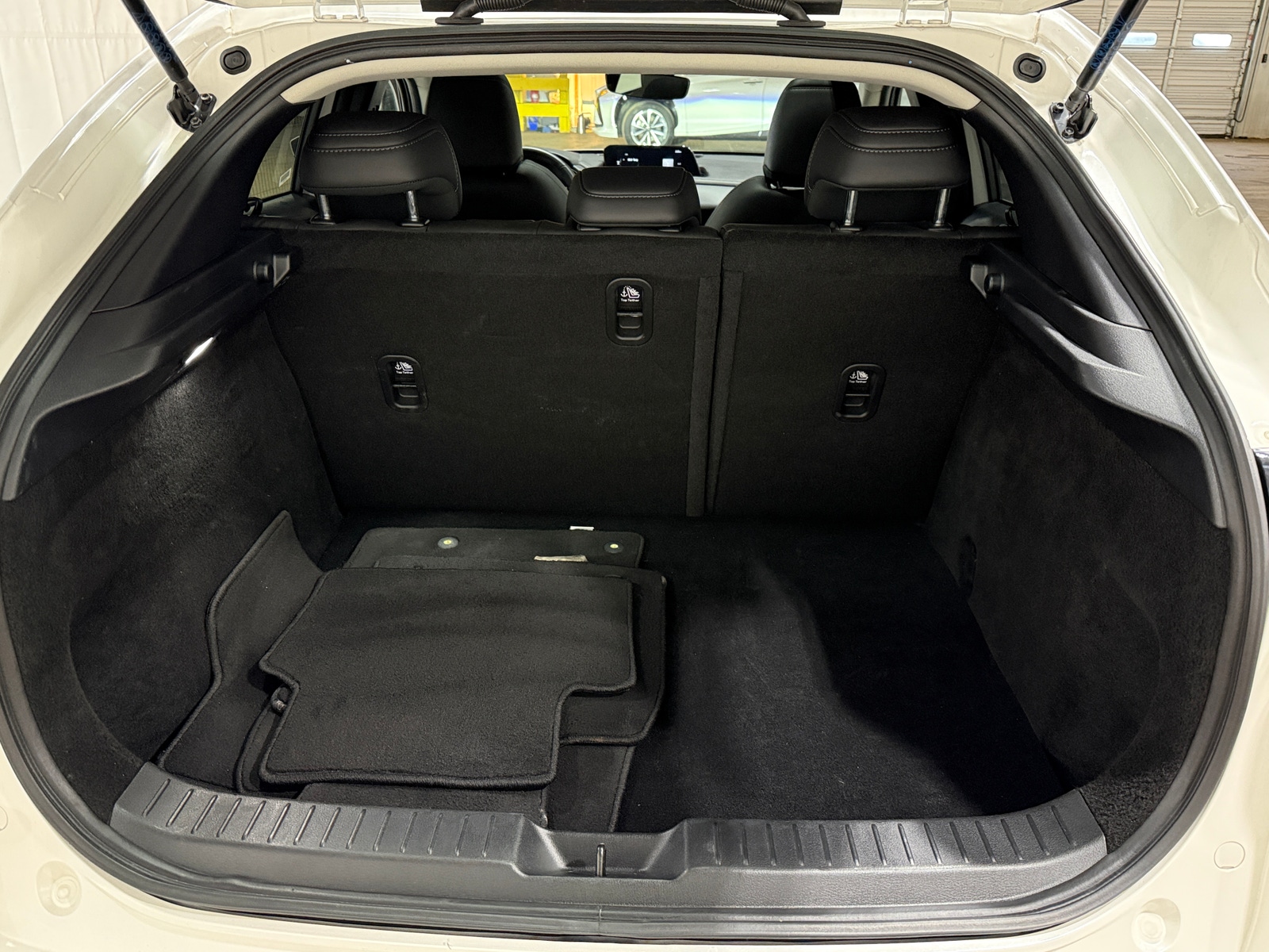 Thumbnail: 2025 Mazda CX-30 - 6