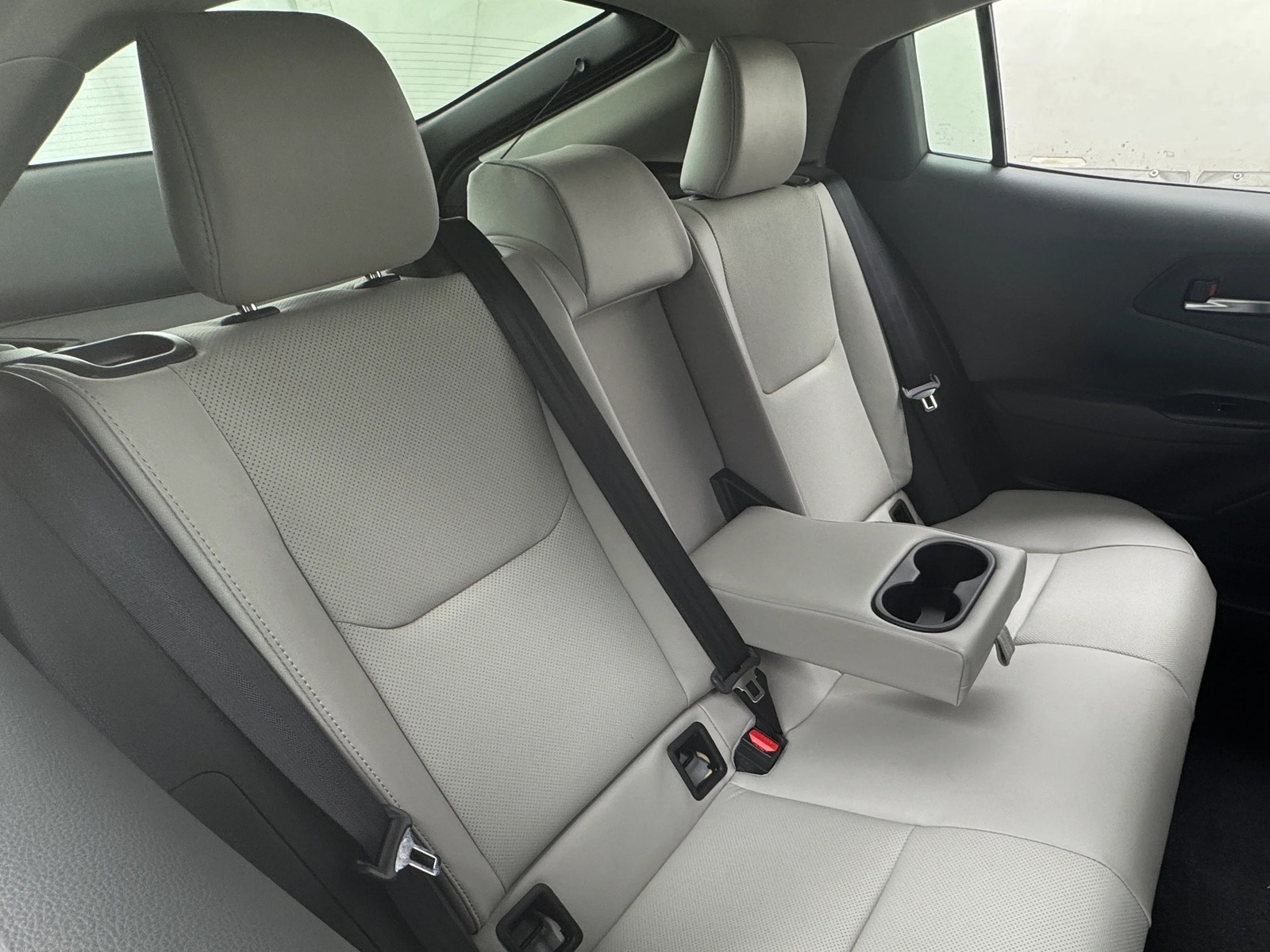 Thumbnail: 2024 Toyota Prius - 5