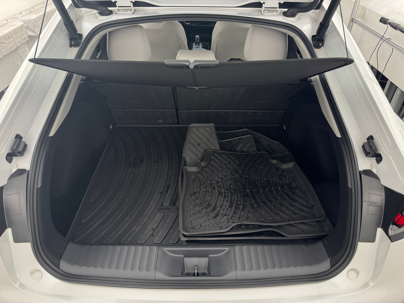 Thumbnail: 2024 Toyota Prius - 6