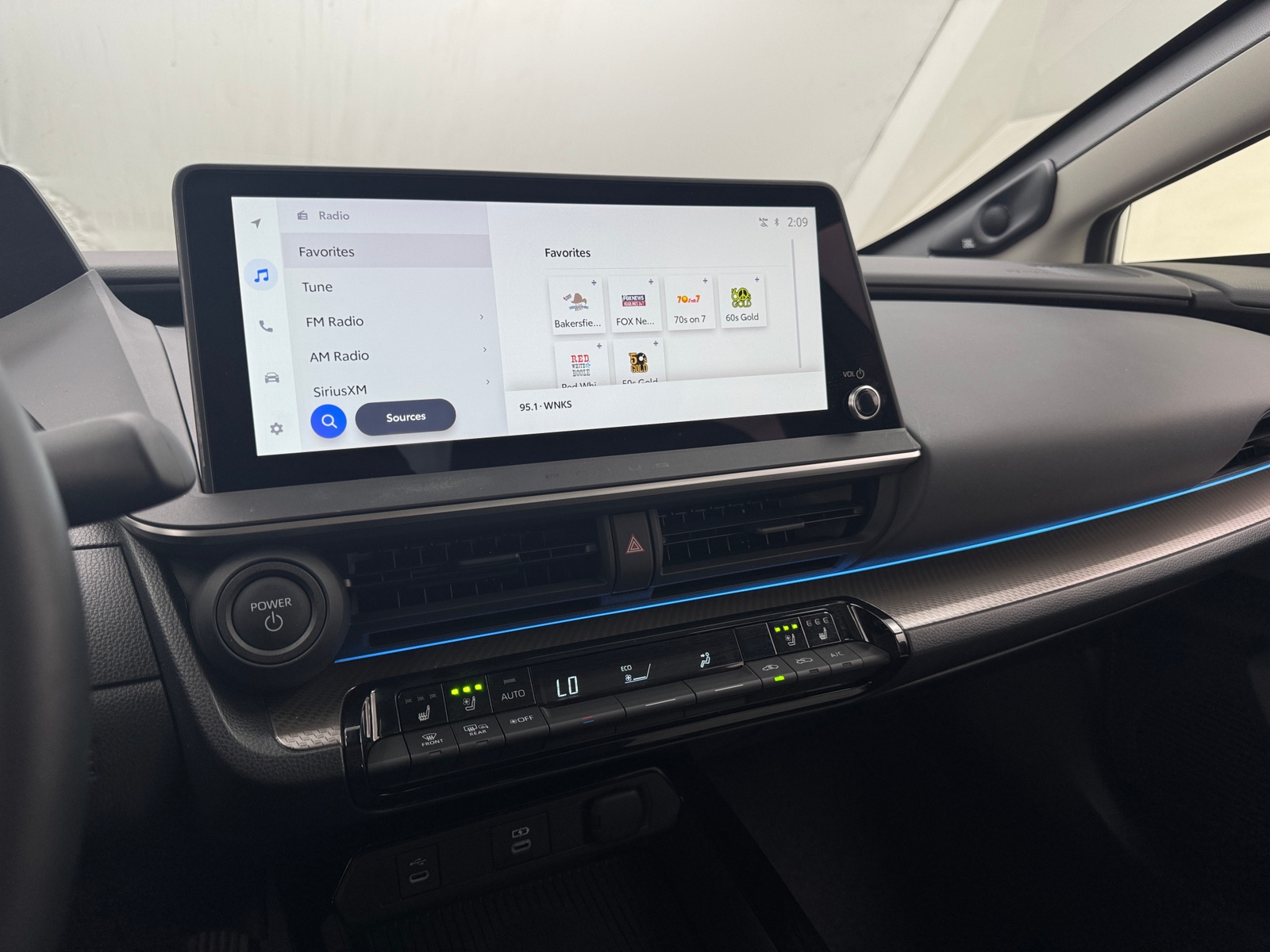 Thumbnail: 2024 Toyota Prius - 3