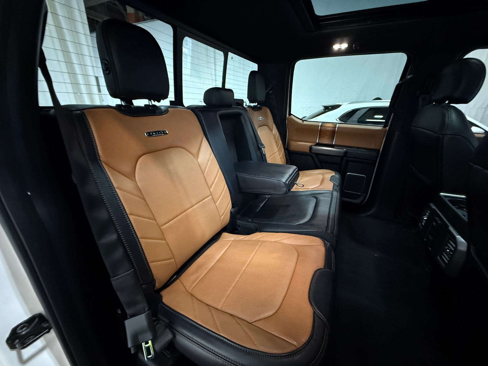 Thumbnail: 2016 Ford Econoline - 5