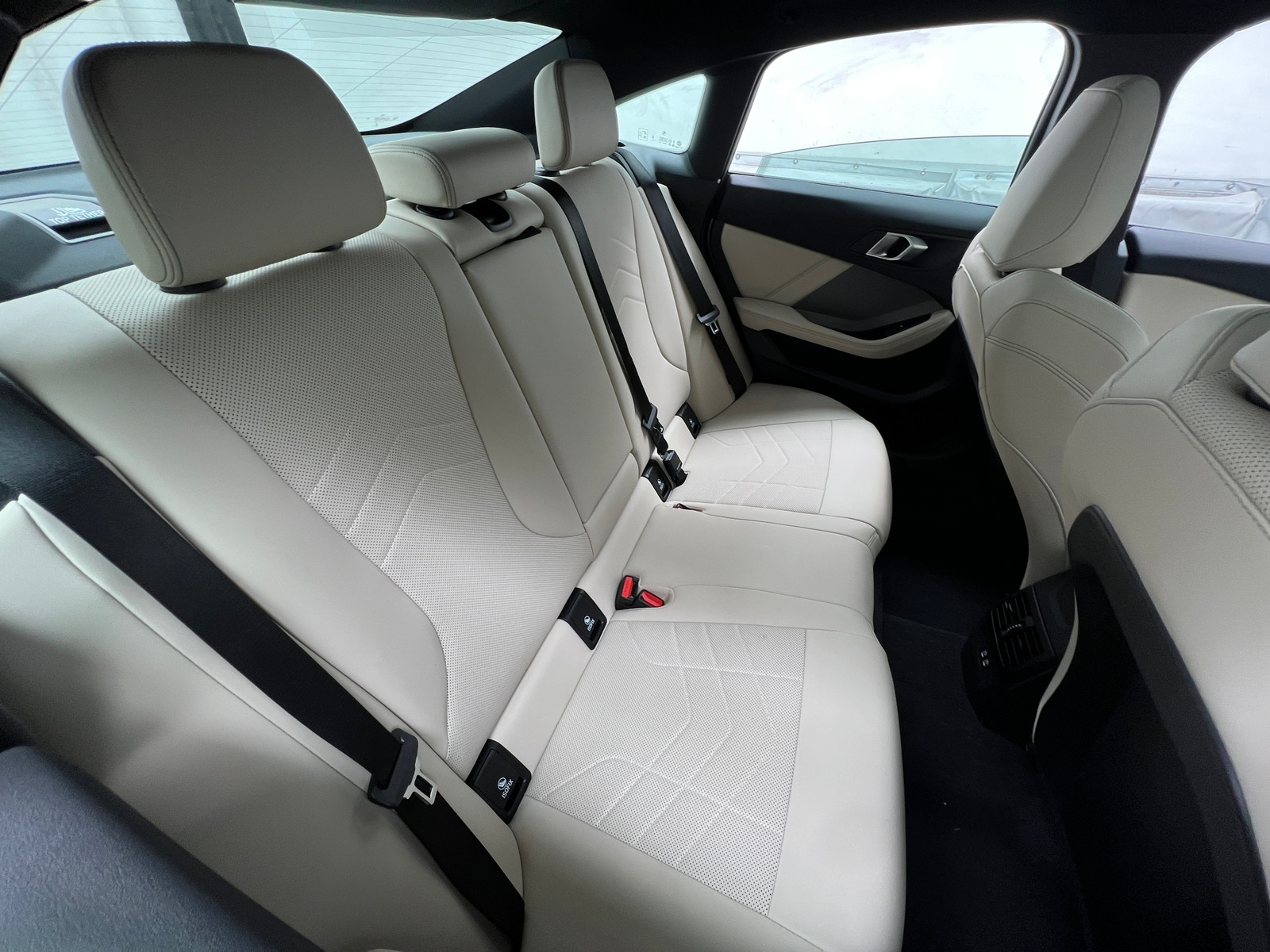 Thumbnail: 2025 BMW 2 Series - 5