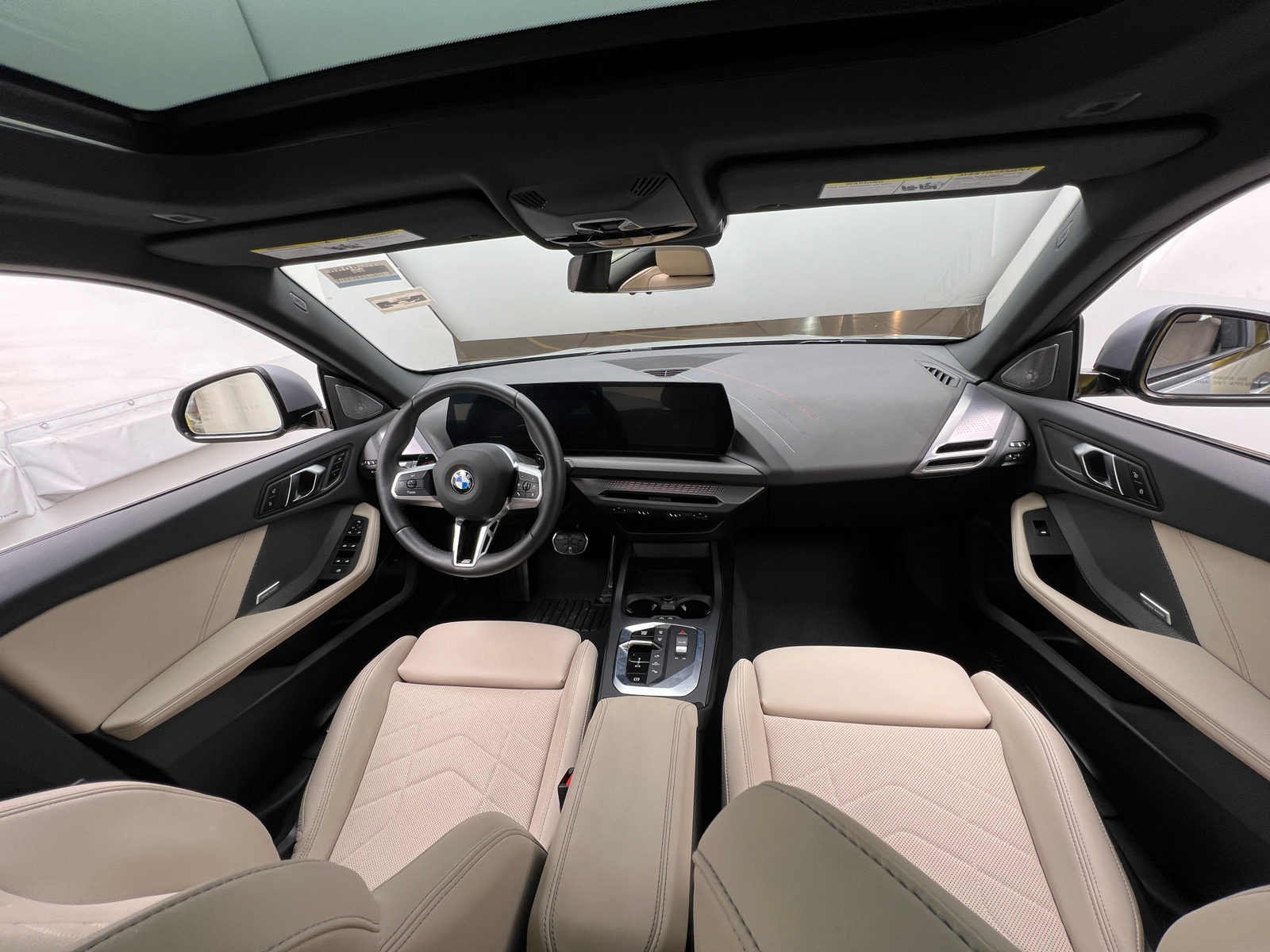 Thumbnail: 2025 BMW 2 Series - 2