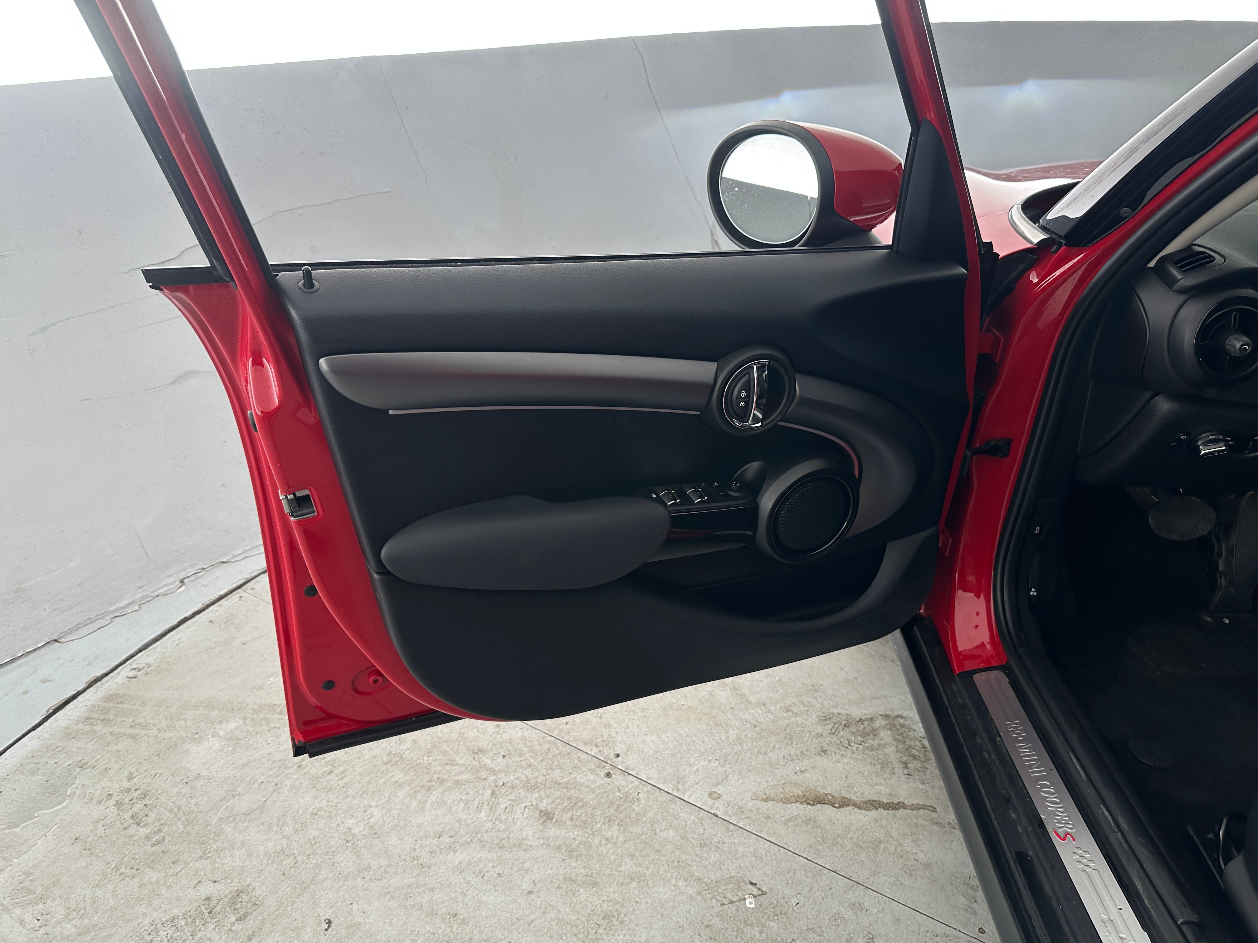 2024 MINI Hardtop 4 Door