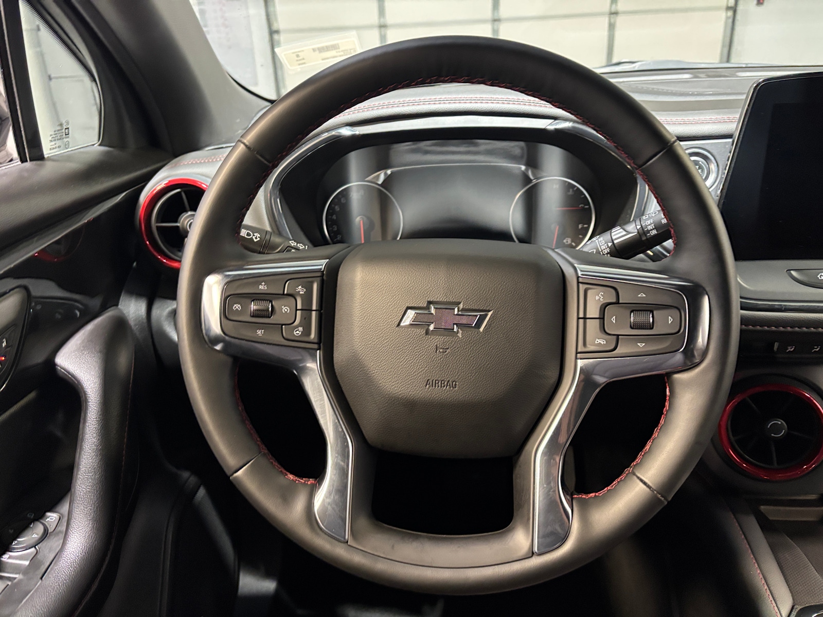 Thumbnail: 2025 Chevrolet Blazer - 4