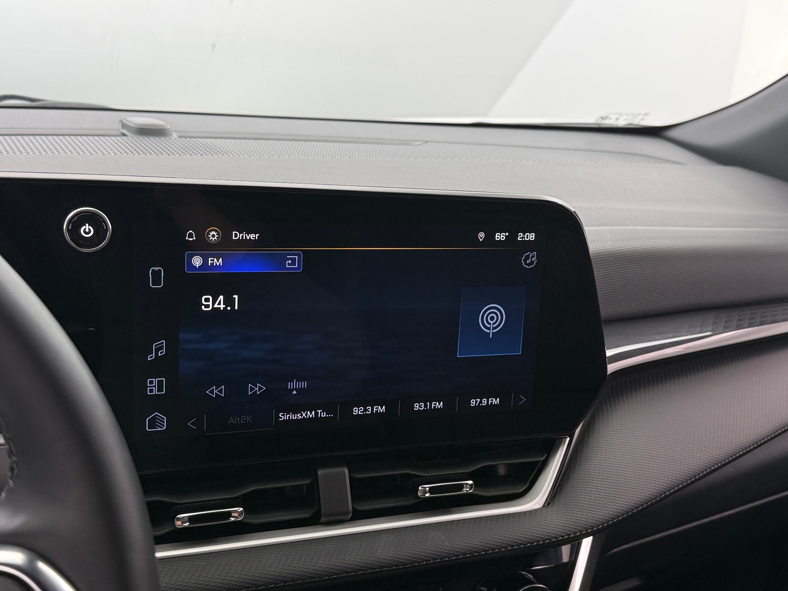 Thumbnail: 2025 Chevrolet Equinox - 4