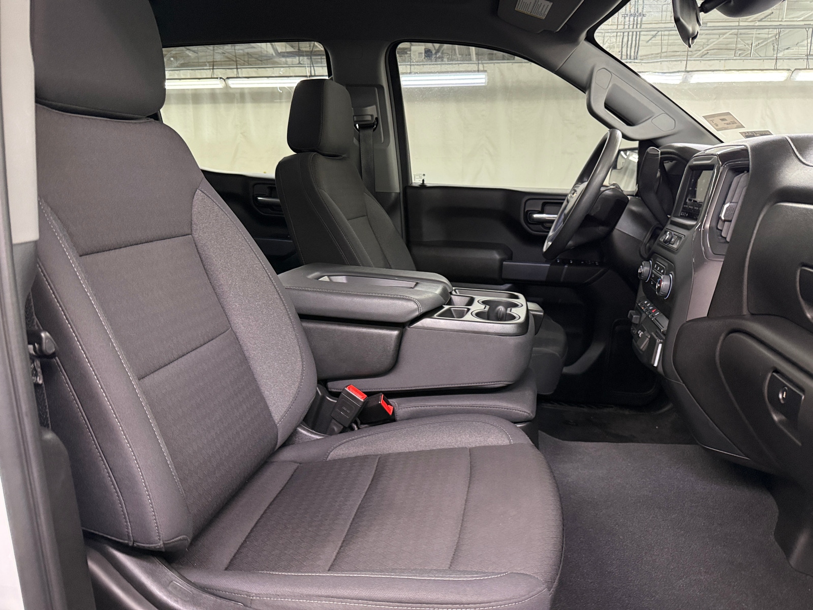 Thumbnail: 2024 Chevrolet Silverado 1500 - 2