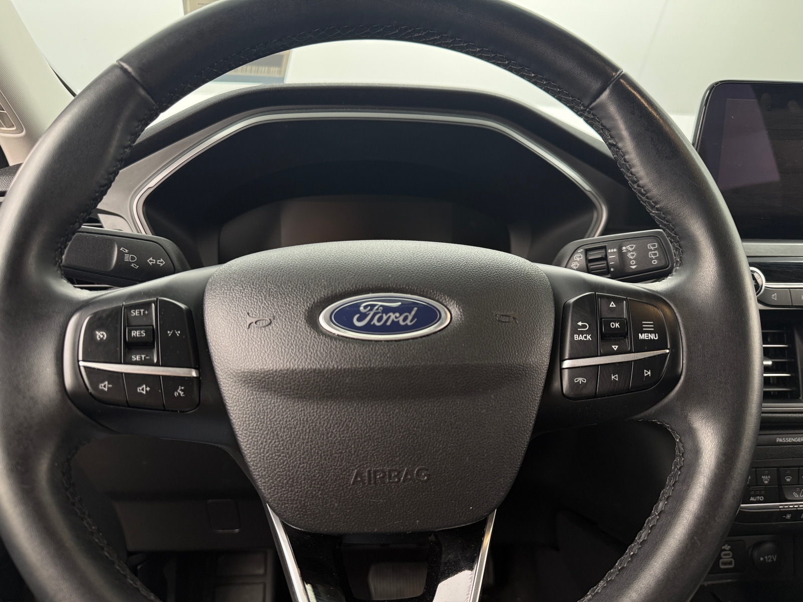 Thumbnail: 2024 Ford Escape - 5