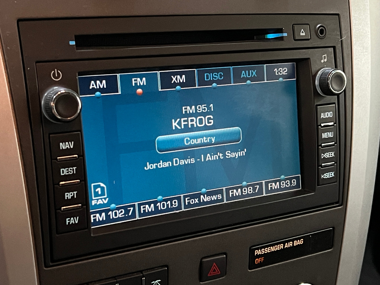 Thumbnail: 2012 Chevrolet Traverse - 4