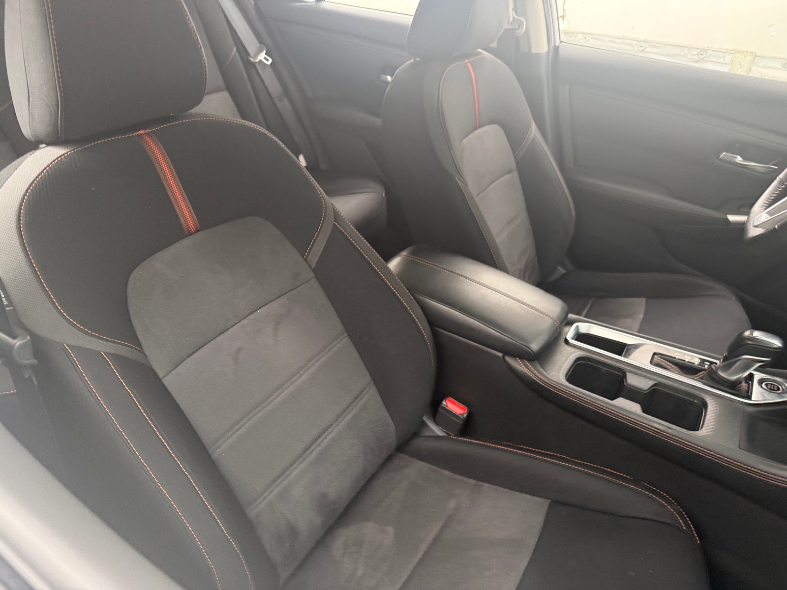 Thumbnail: 2020 Nissan Sentra - 2