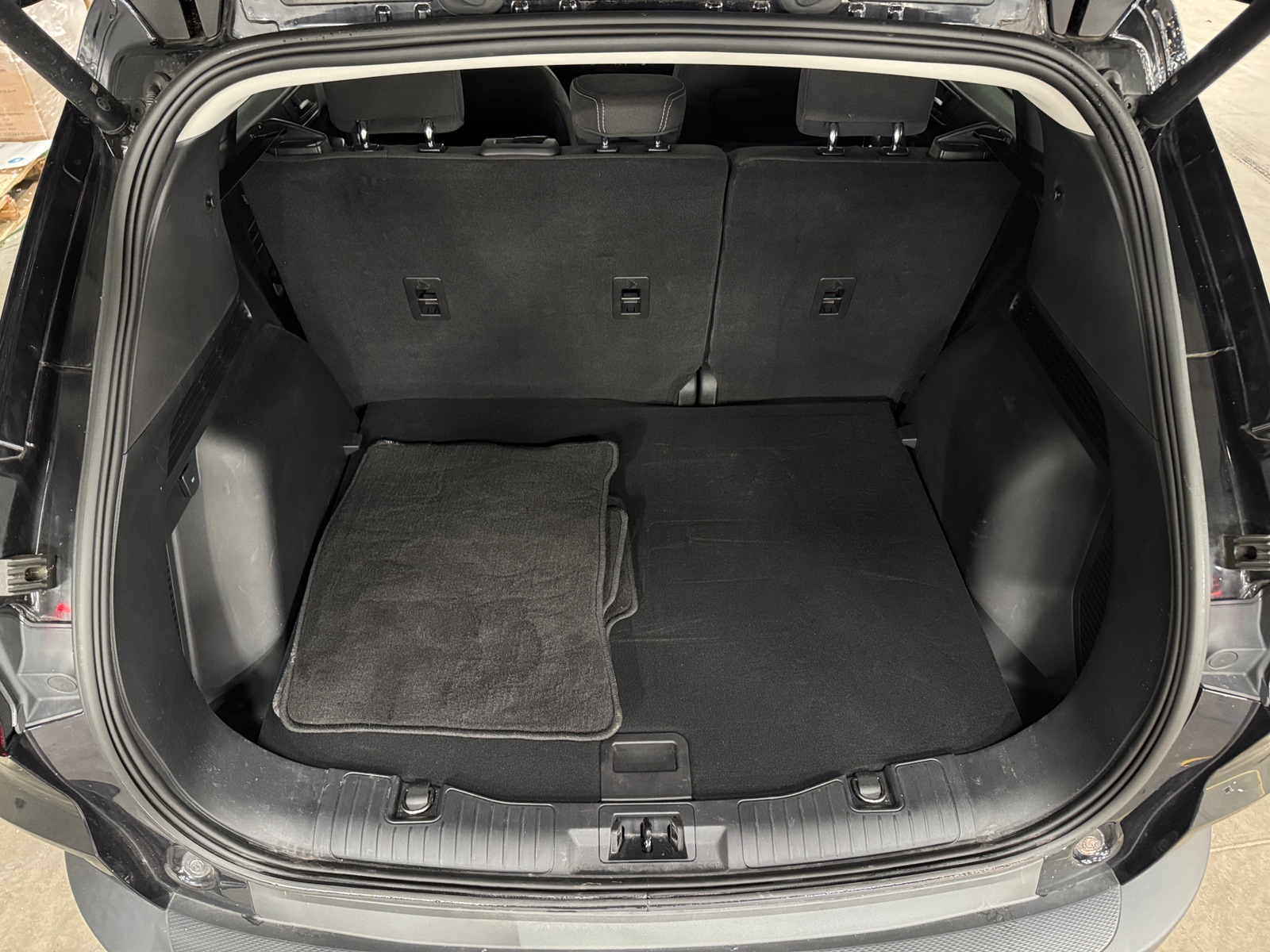 Thumbnail: 2023 Ford Escape - 7