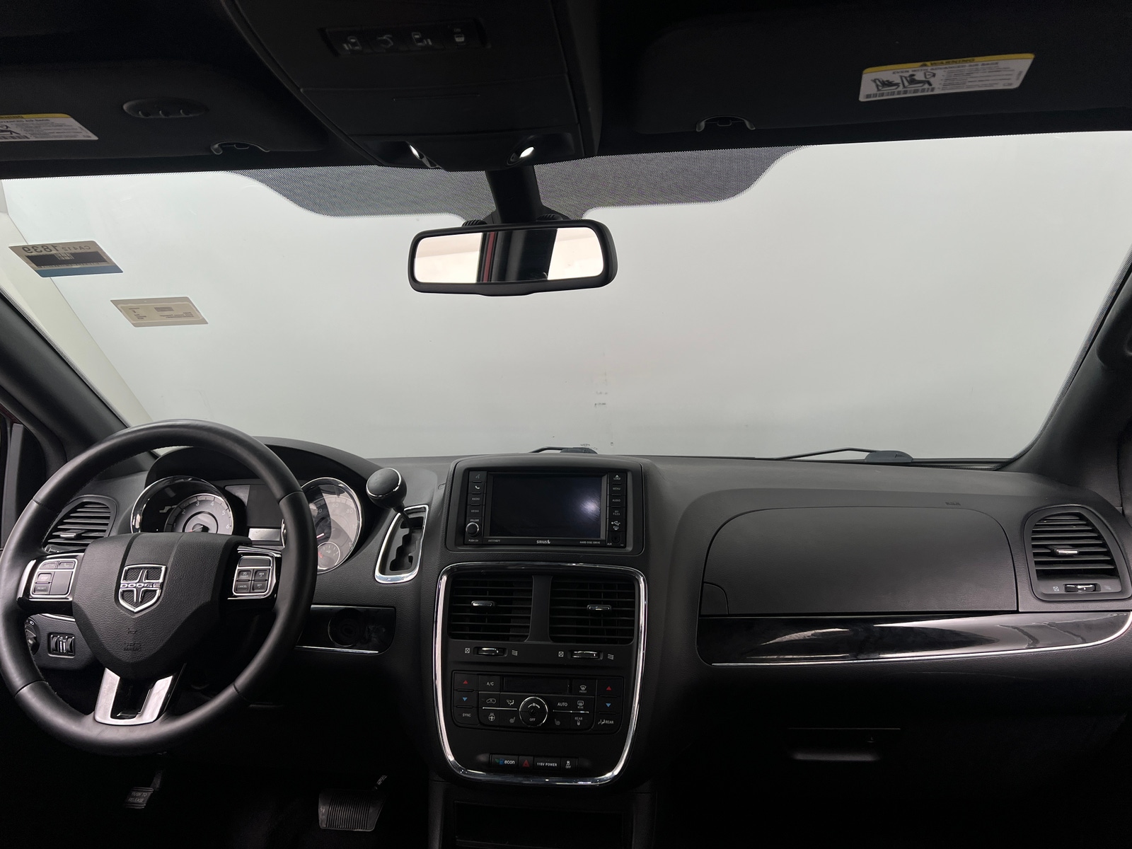 Thumbnail: 2019 Dodge Grand Caravan - 2