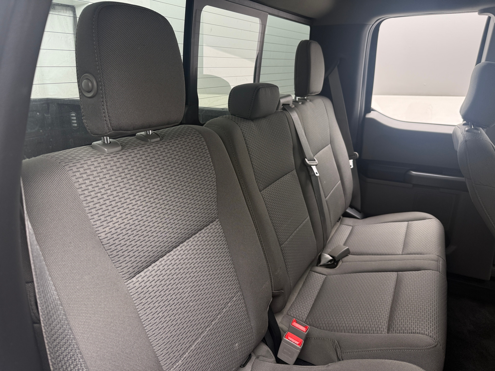 Thumbnail: 2018 Ford Econoline - 6