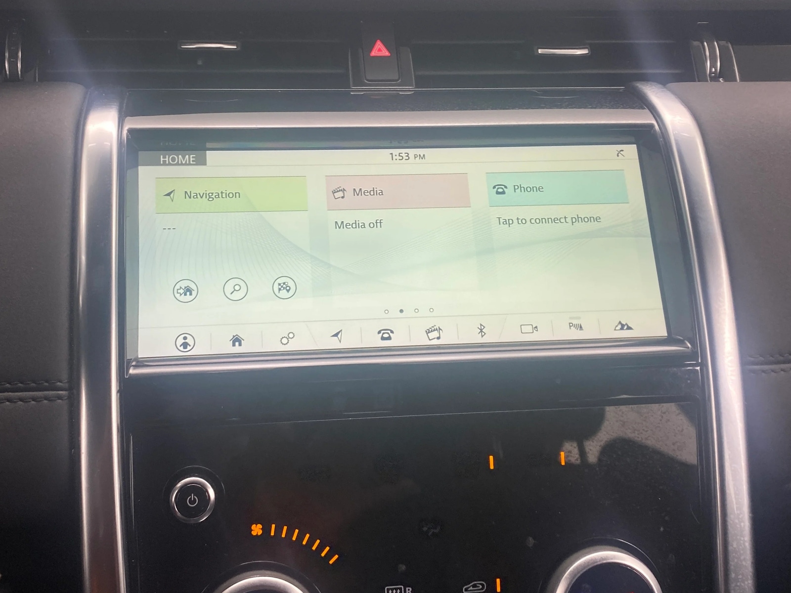 Thumbnail: 2020 Land Rover Discovery Sport - 3