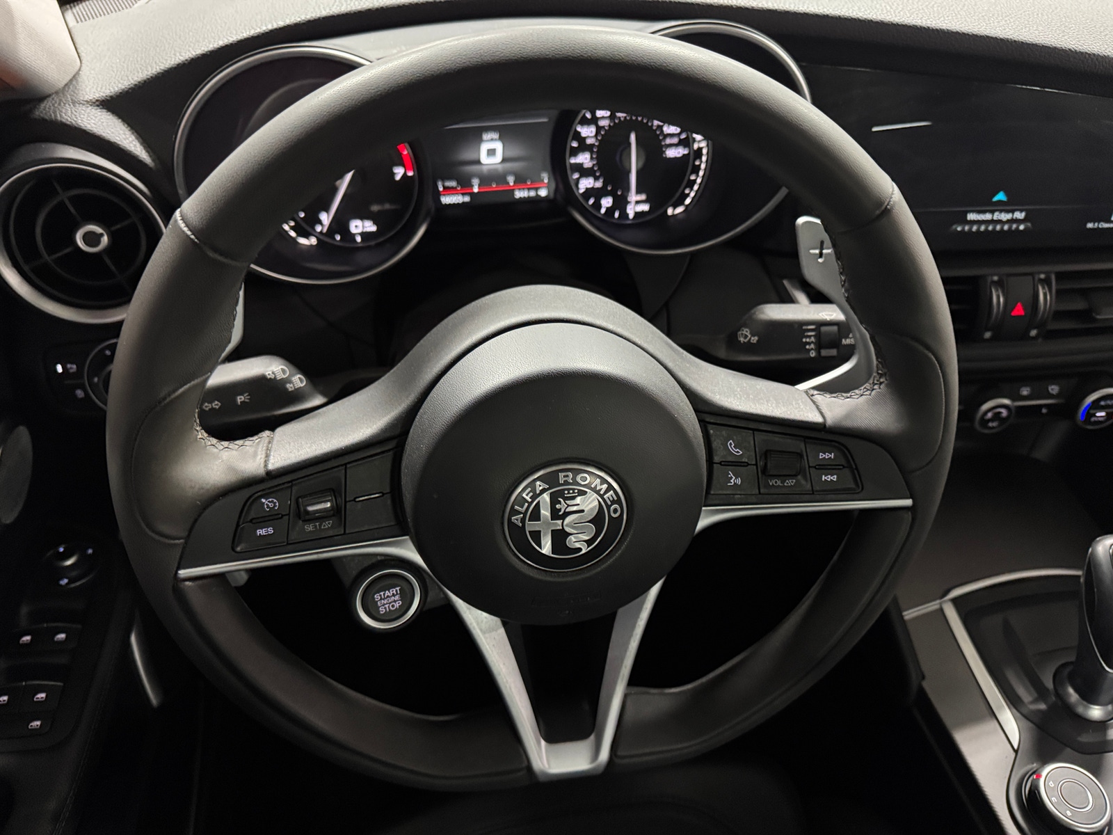 Thumbnail: 2019 Alfa Romeo Giulia - 4