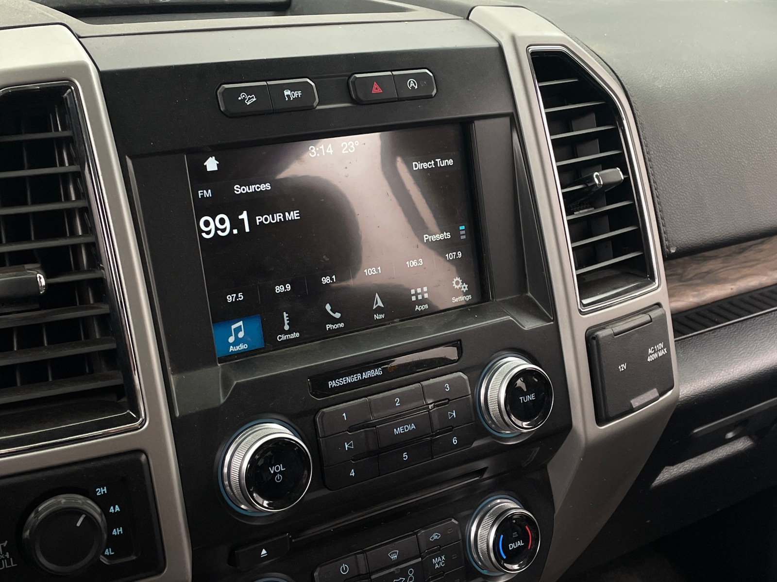 Thumbnail: 2018 Ford Econoline - 3