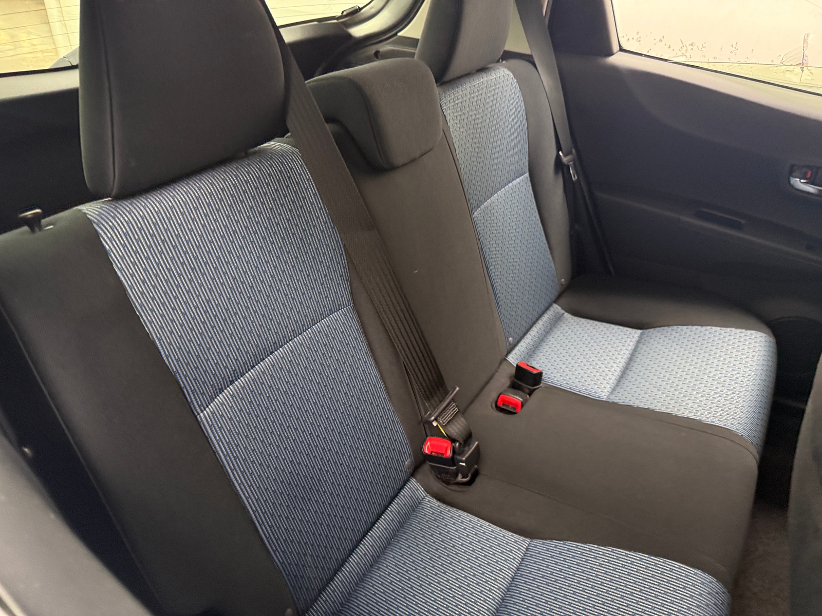 Thumbnail: 2012 Toyota Yaris - 6