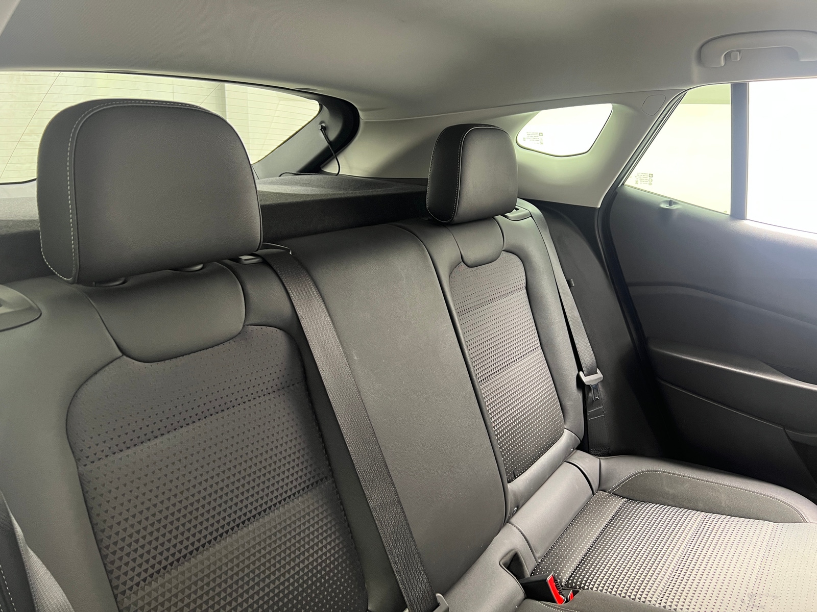 Thumbnail: 2025 Chevrolet Trax - 6